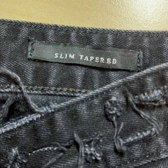Guess Slim Tapered Destroyed Black Denim Size 30 x 32 - Picture 9 of 13